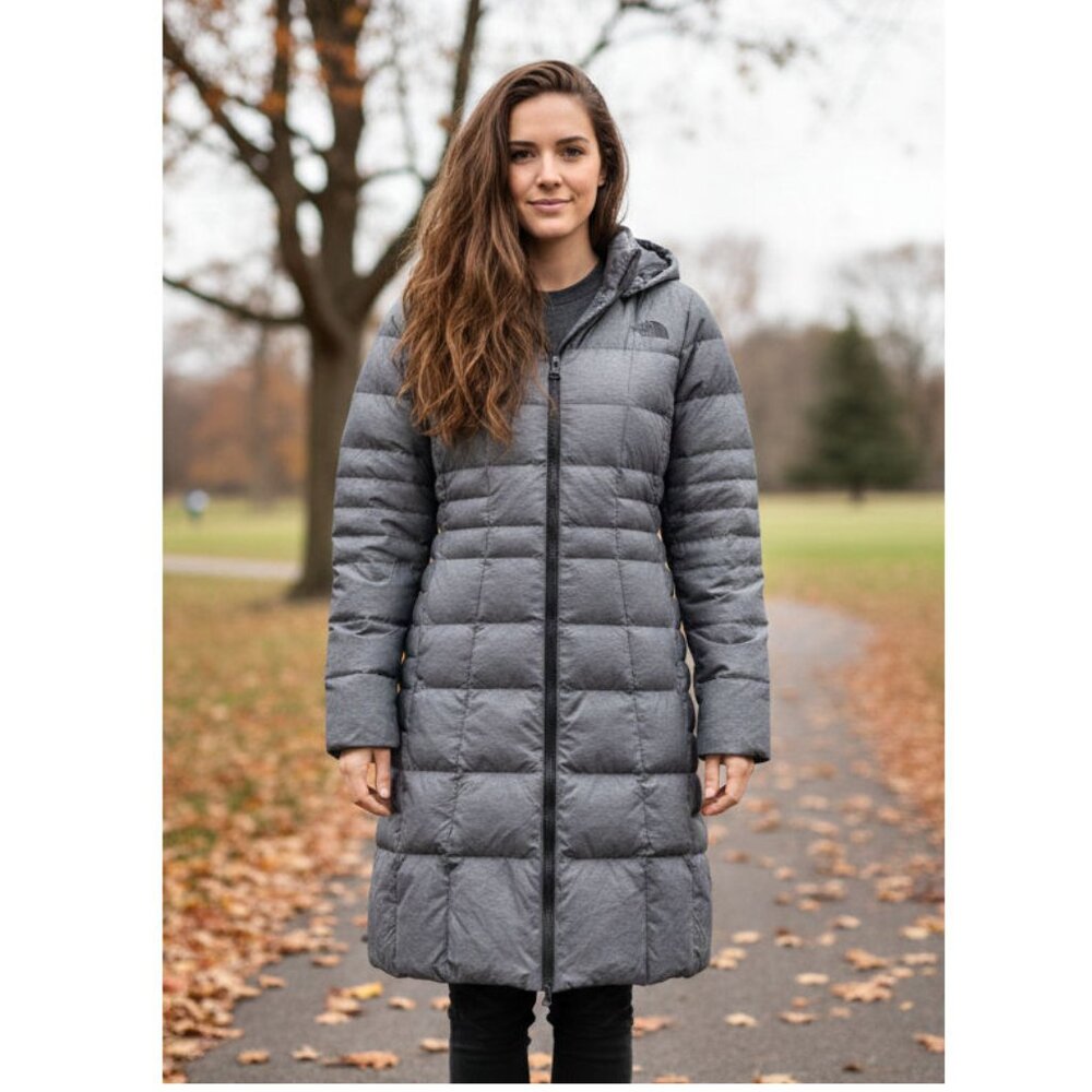The North Face Metropolis Hooded Down Parka, Heathered Gray, Womens Size Medium